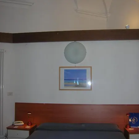 Hotel Casmona 3*