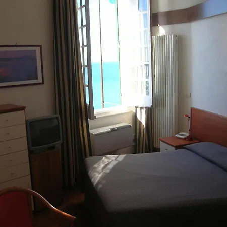Casmona 3*