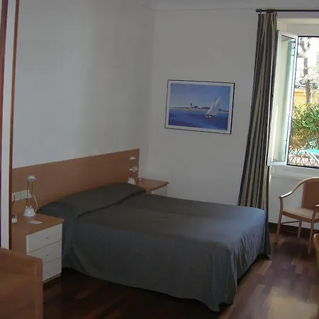 Casmona Hotel 3*